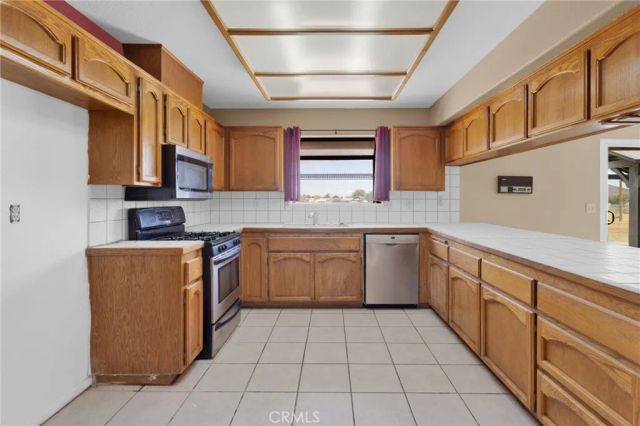 15160 Cheyenne, Apple Valley, CA 92307