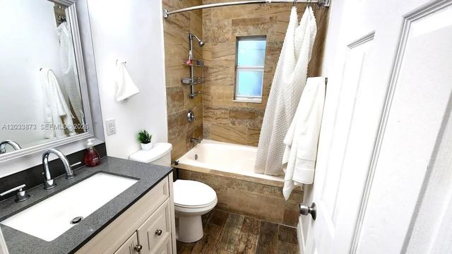11 NW 47th Ter, Miami, FL 33127