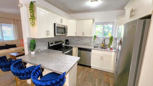 11 NW 47th Ter, Miami, FL 33127