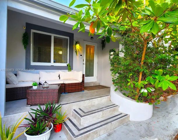 11 NW 47th Ter, Miami, FL 33127