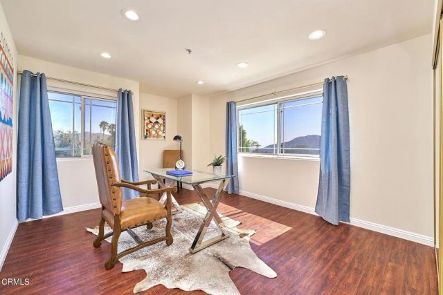 2466 Montrose Avenue 7, Montrose, CA 91020