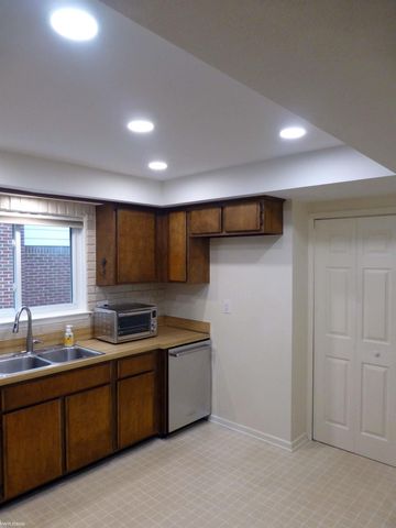 12353 Mair Drive, Sterling Heights, MI 48313