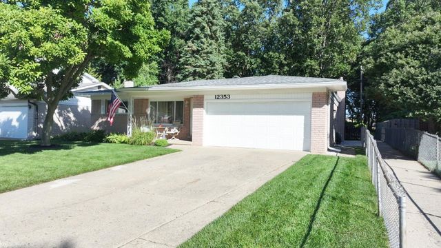 12353 Mair Drive, Sterling Heights, MI 48313