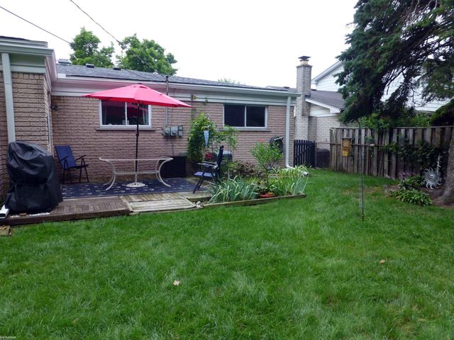 12353 Mair Drive, Sterling Heights, MI 48313