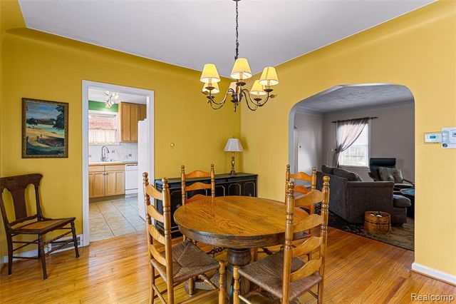 1872 23rd Street, Wyandotte, MI 48192