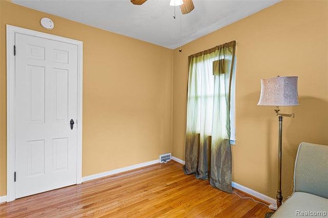 1872 23rd Street, Wyandotte, MI 48192