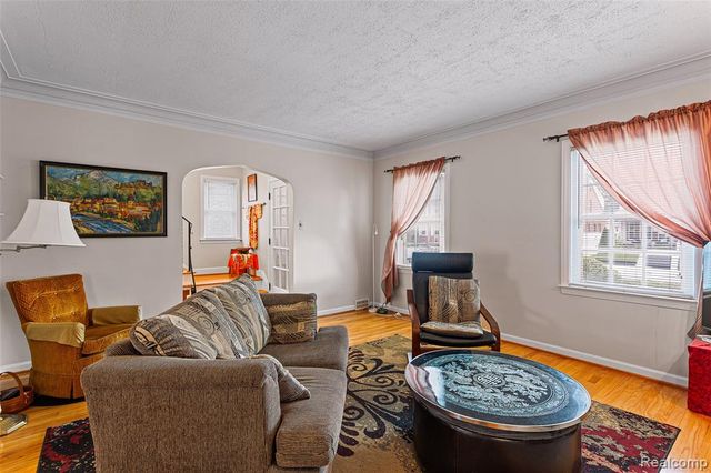 1872 23rd Street, Wyandotte, MI 48192