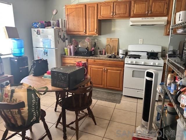 737 Renaud Ct, Calexico, CA 92231