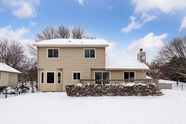 7051 Pimlico Lane, Chanhassen, MN 55317