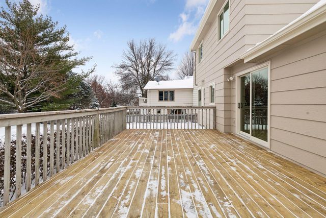 7051 Pimlico Lane, Chanhassen, MN 55317