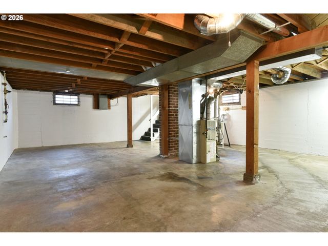 4448 Ne 73RD Ave, Portland, OR 97218