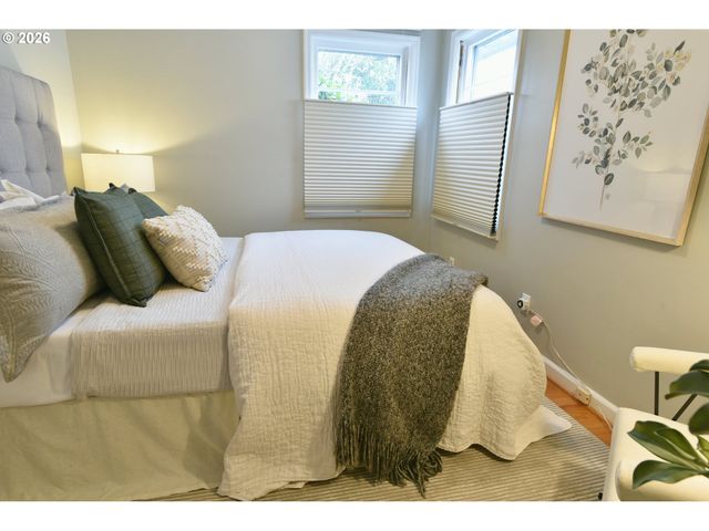 4448 Ne 73RD Ave, Portland, OR 97218