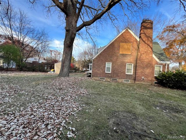 21431 Hollywood Street, Southfield, MI 48075