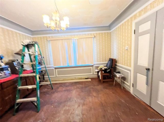 21431 Hollywood Street, Southfield, MI 48075