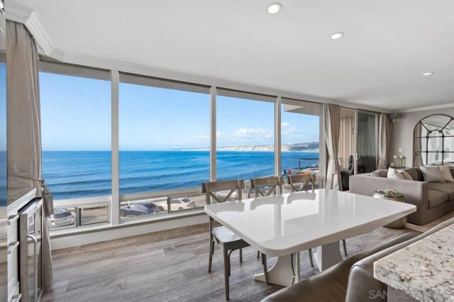 1219 COAST BLVD. 4, La Jolla, CA 92037