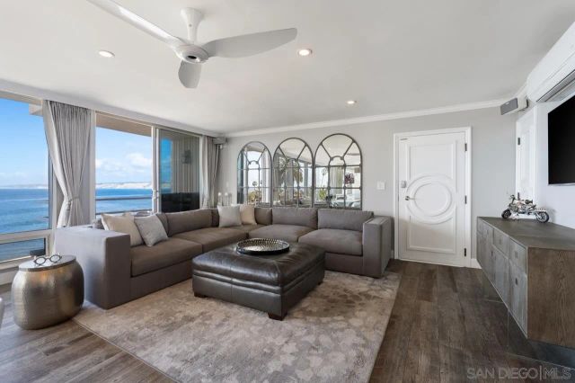 1219 COAST BLVD. 4, La Jolla, CA 92037