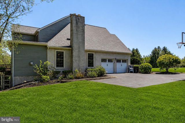 10 TROTTER WAY, Collegeville, PA 19426
