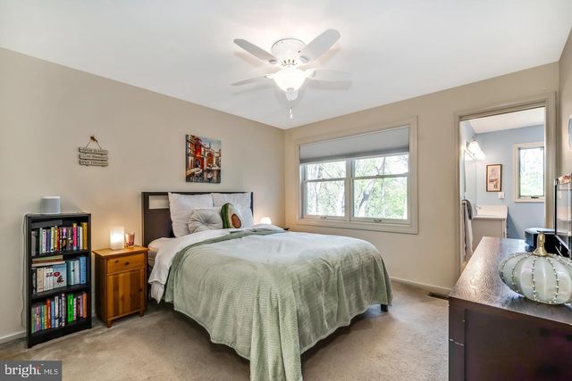 10 TROTTER WAY, Collegeville, PA 19426
