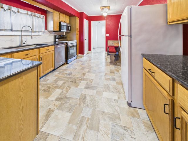 217 Nova Street, Huntington, WV 25705