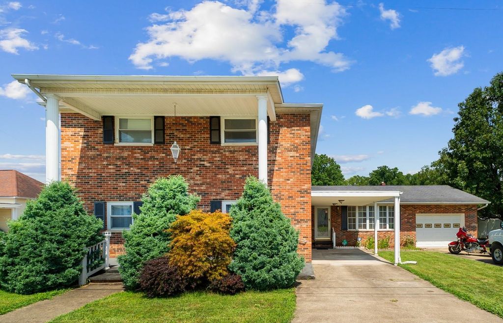 217 Nova Street, Huntington, WV 25705