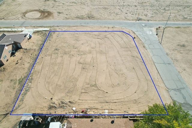 2 Hardy, Adelanto, CA 92301