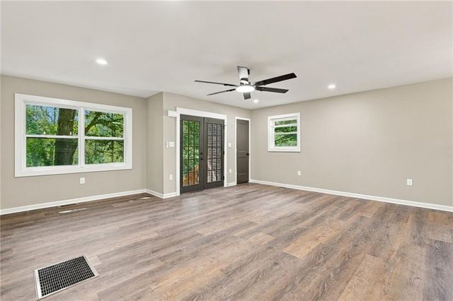 142 Ann Drive, Canton, GA 30114