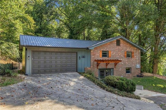 142 Ann Drive, Canton, GA 30114