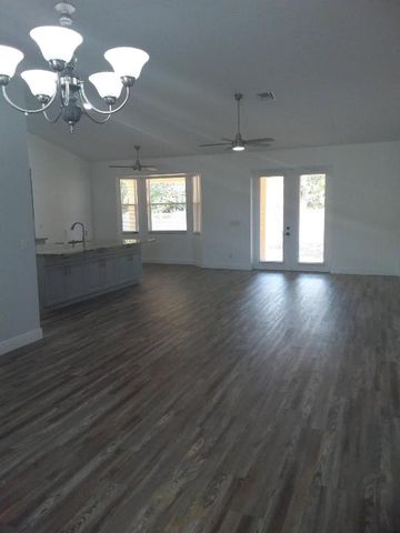 5844 NW Hann Drive, Port St. Lucie, Port St Lucie, FL 34986