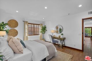 2504 Ocean Avenue, Venice, CA 90291