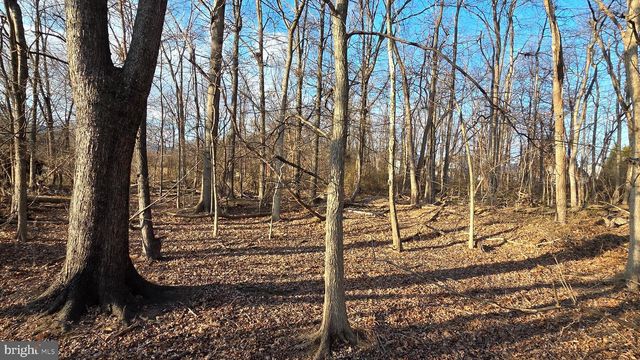 10 RADIO LN, Thurmont, MD 21788