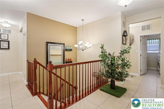 2113 Kingsview Road, Lower Macungie Twp, PA 18062