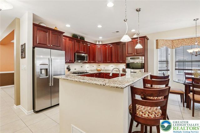 2113 Kingsview Road, Lower Macungie Twp, PA 18062