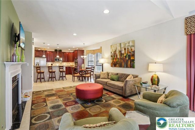 2113 Kingsview Road, Lower Macungie Twp, PA 18062