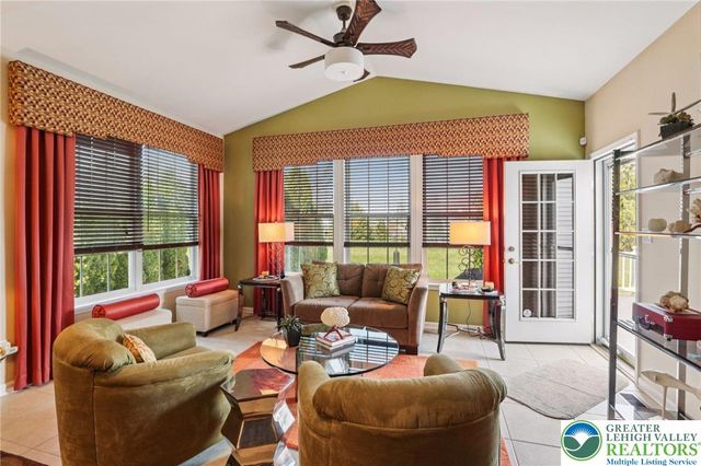 2113 Kingsview Road, Lower Macungie Twp, PA 18062