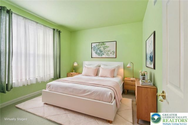 2113 Kingsview Road, Lower Macungie Twp, PA 18062