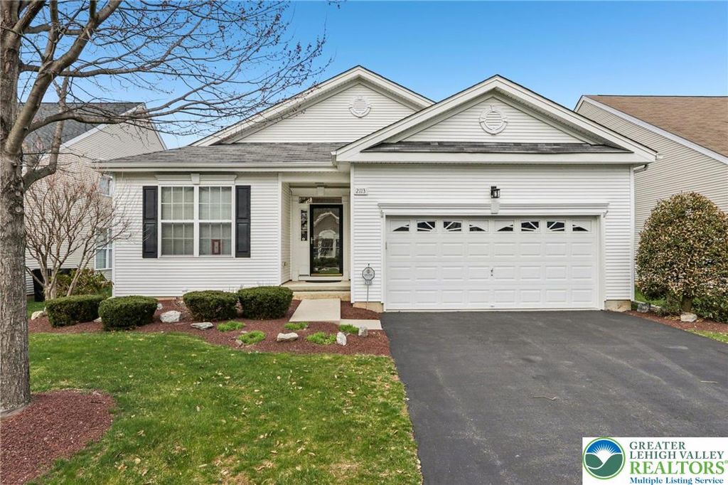 2113 Kingsview Road, Lower Macungie Twp, PA 18062