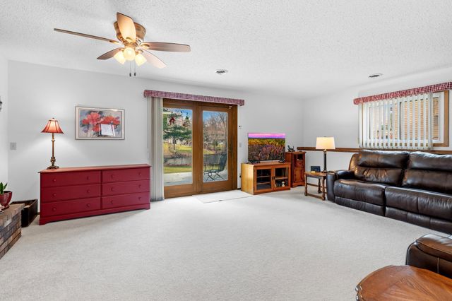 1531 Oakwood Terrace, Shoreview, MN 55126