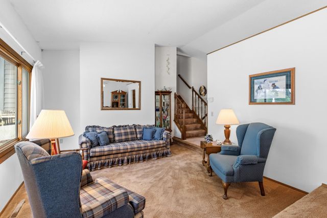 1531 Oakwood Terrace, Shoreview, MN 55126