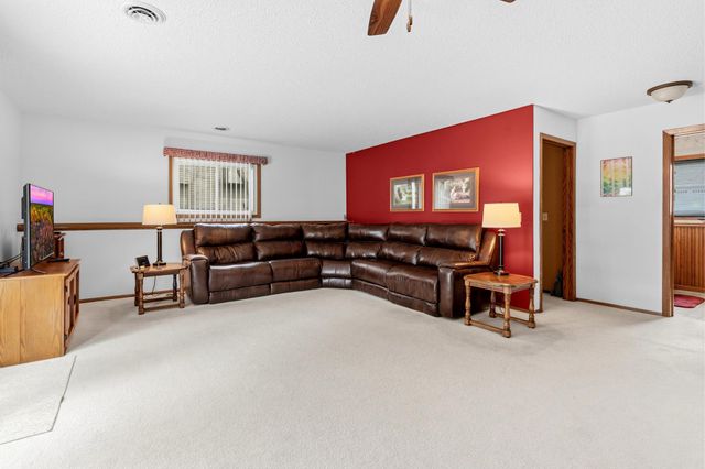 1531 Oakwood Terrace, Shoreview, MN 55126