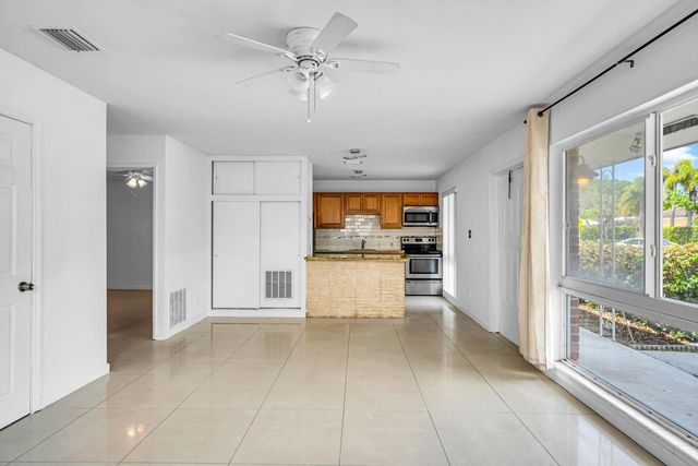 2107 NE 15th Avenue, Wilton Manors, FL 33305