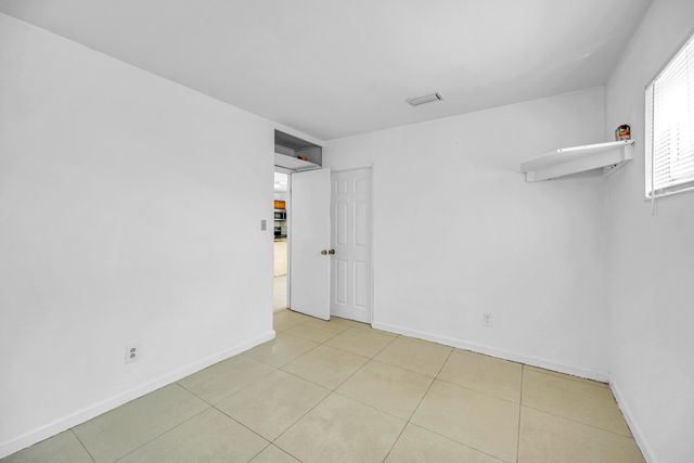 2107 NE 15th Avenue, Wilton Manors, FL 33305