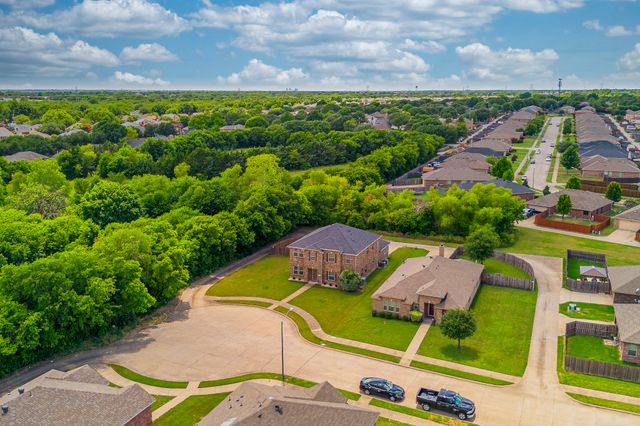 1307 Bluebonnet Court, Desoto, TX 75115