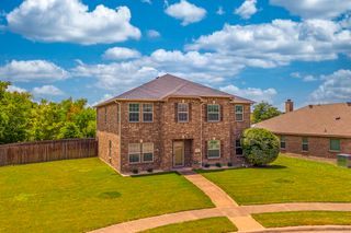 1307 Bluebonnet Court, Desoto, TX 75115