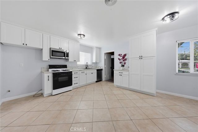5653 Corwin, Riverside, CA 92503