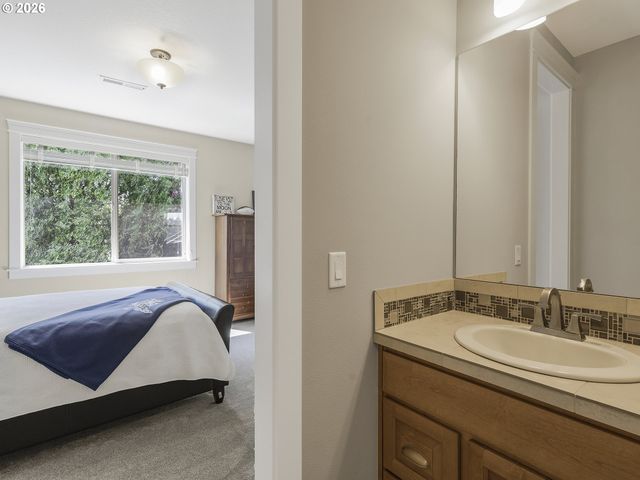 10606 Nw 36TH Ave, Vancouver, WA 98685