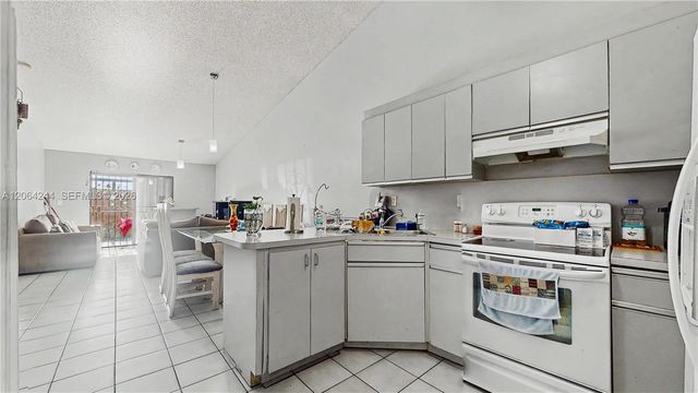 5465 W 21st Court, Hialeah, FL 33016