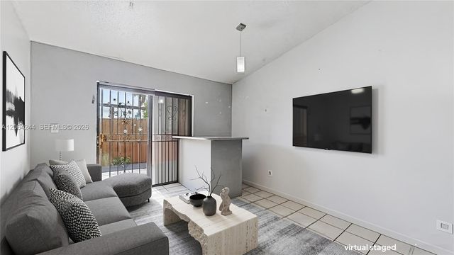 5465 W 21st Court, Hialeah, FL 33016