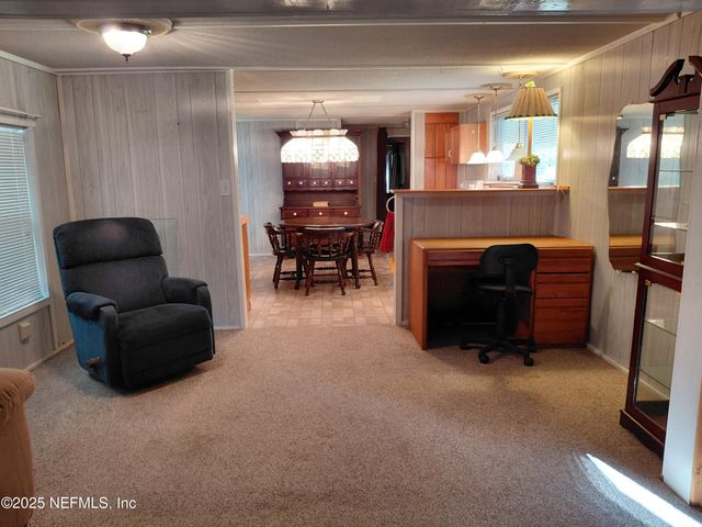 15690 SEARS Road, Jacksonville, FL 32218