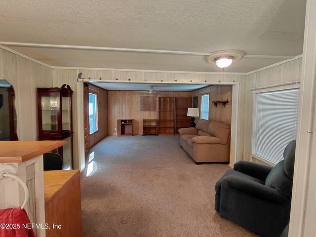 15690 SEARS Road, Jacksonville, FL 32218