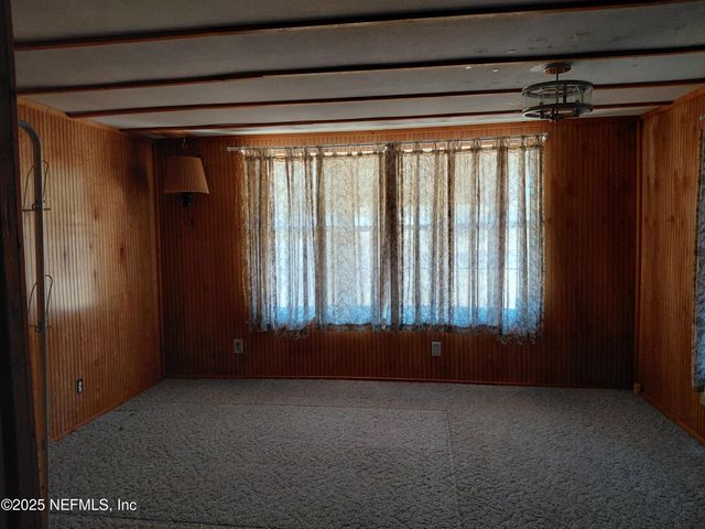 15690 SEARS Road, Jacksonville, FL 32218